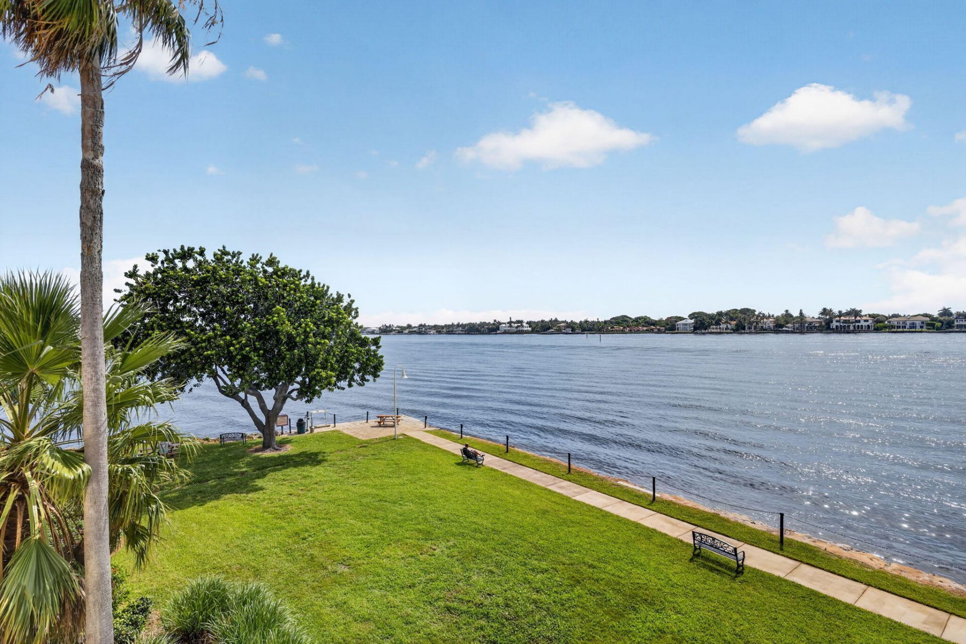 180 Yacht Club Way, Unit 304, Hypoluxo, FL 33462 Photo