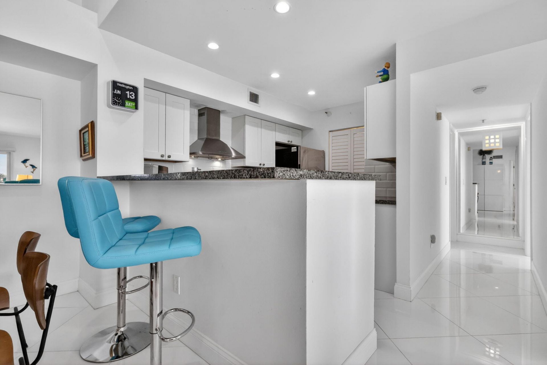 180 Yacht Club Way, Unit 304, Hypoluxo, FL 33462 Photo