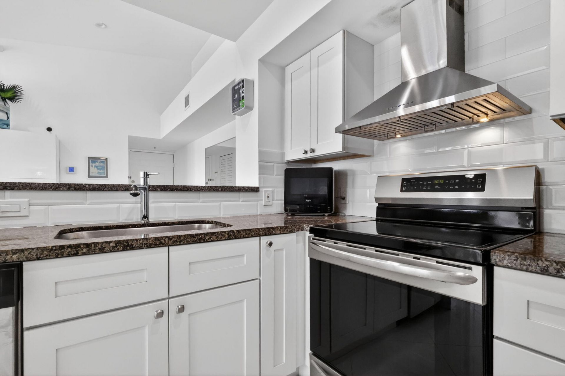 180 Yacht Club Way, Unit 304, Hypoluxo, FL 33462 Photo