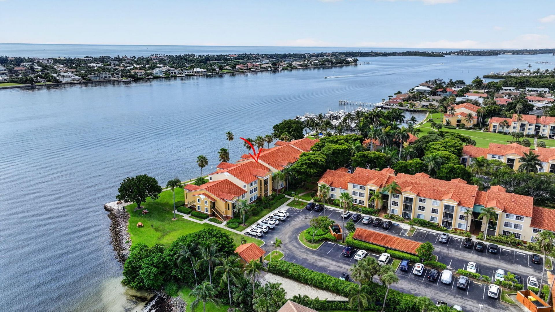 180 Yacht Club Way, Unit 304, Hypoluxo, FL 33462 Photo