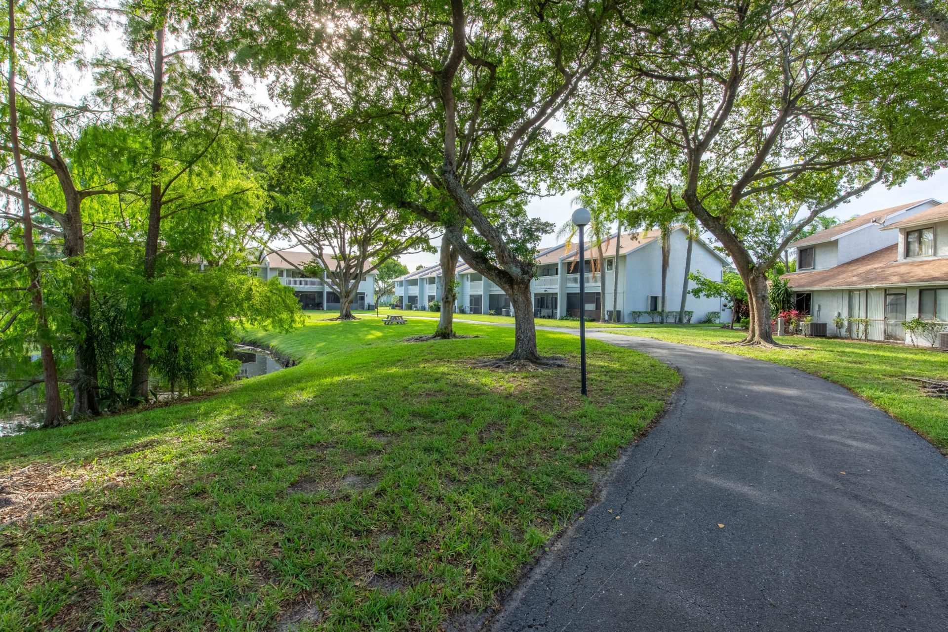 1599 Woodbridge Lakes Circle, West Palm Beach, FL 33406 Photo