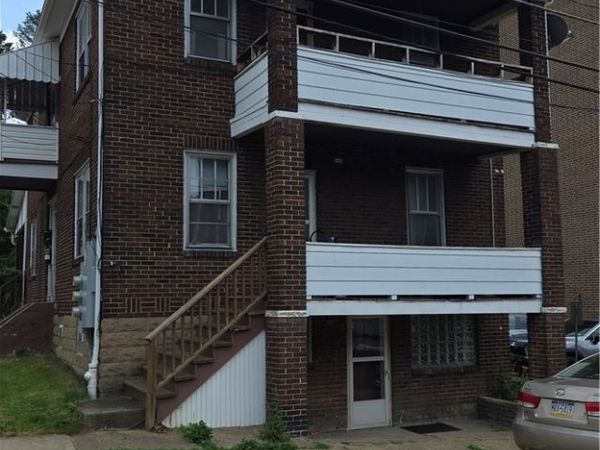 540 Brinton Ave, Trafford, PA 15085
