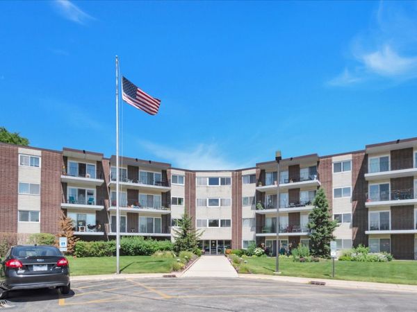 5540 Walnut Avenue , Unit 33A, Downers Grove, IL 60515