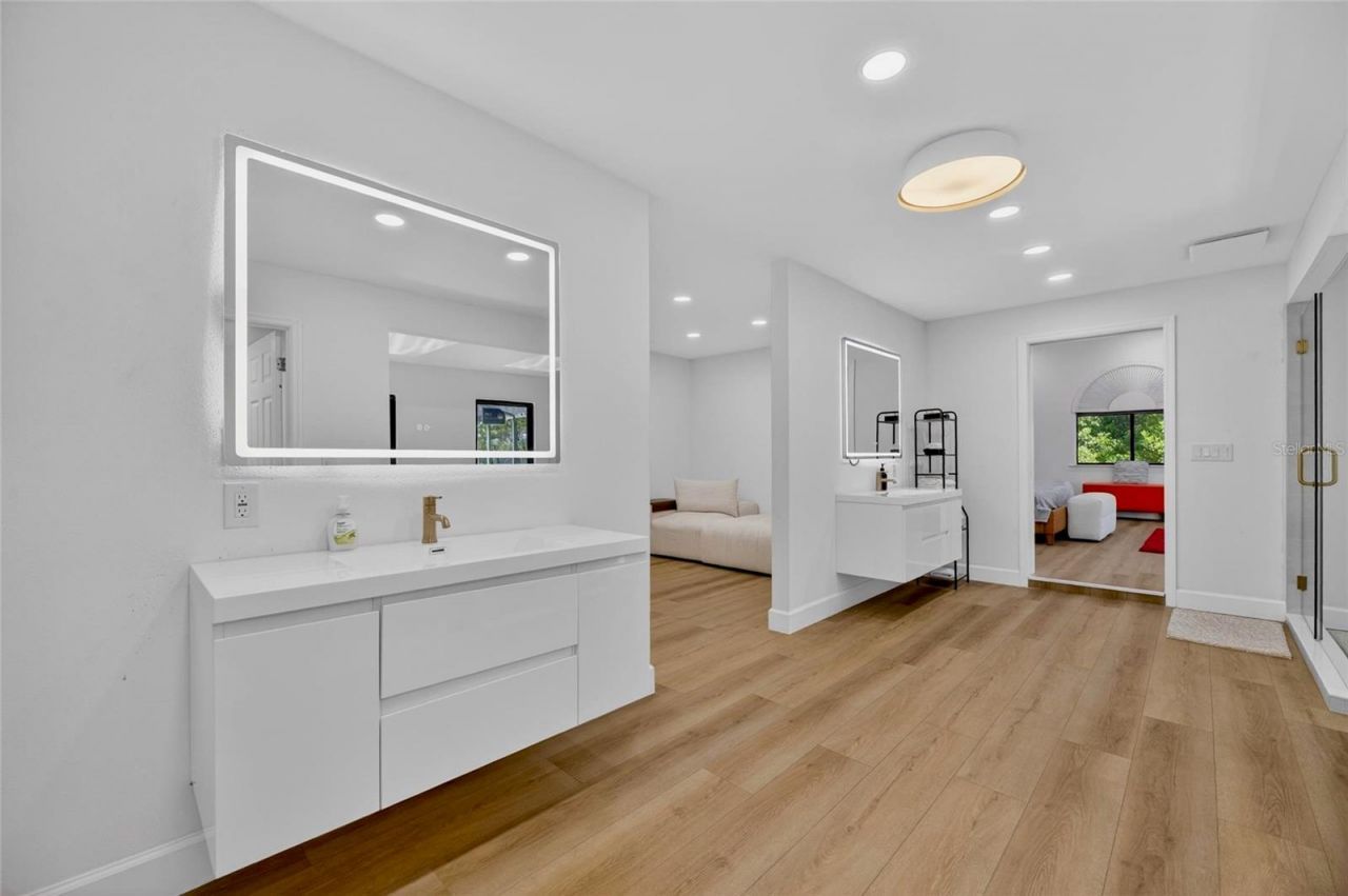 17309 Linda Vista Circle, Lutz, FL 33548 Photo