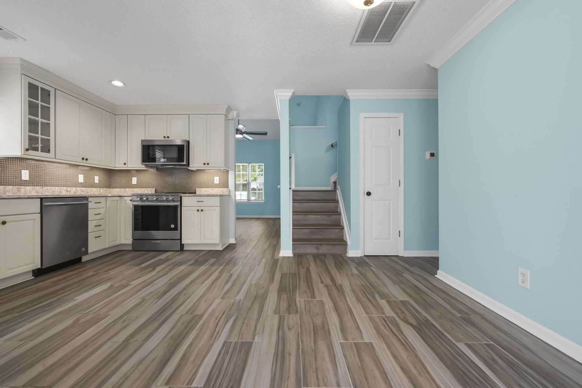 3550 Chestnut Dr. Photo 17