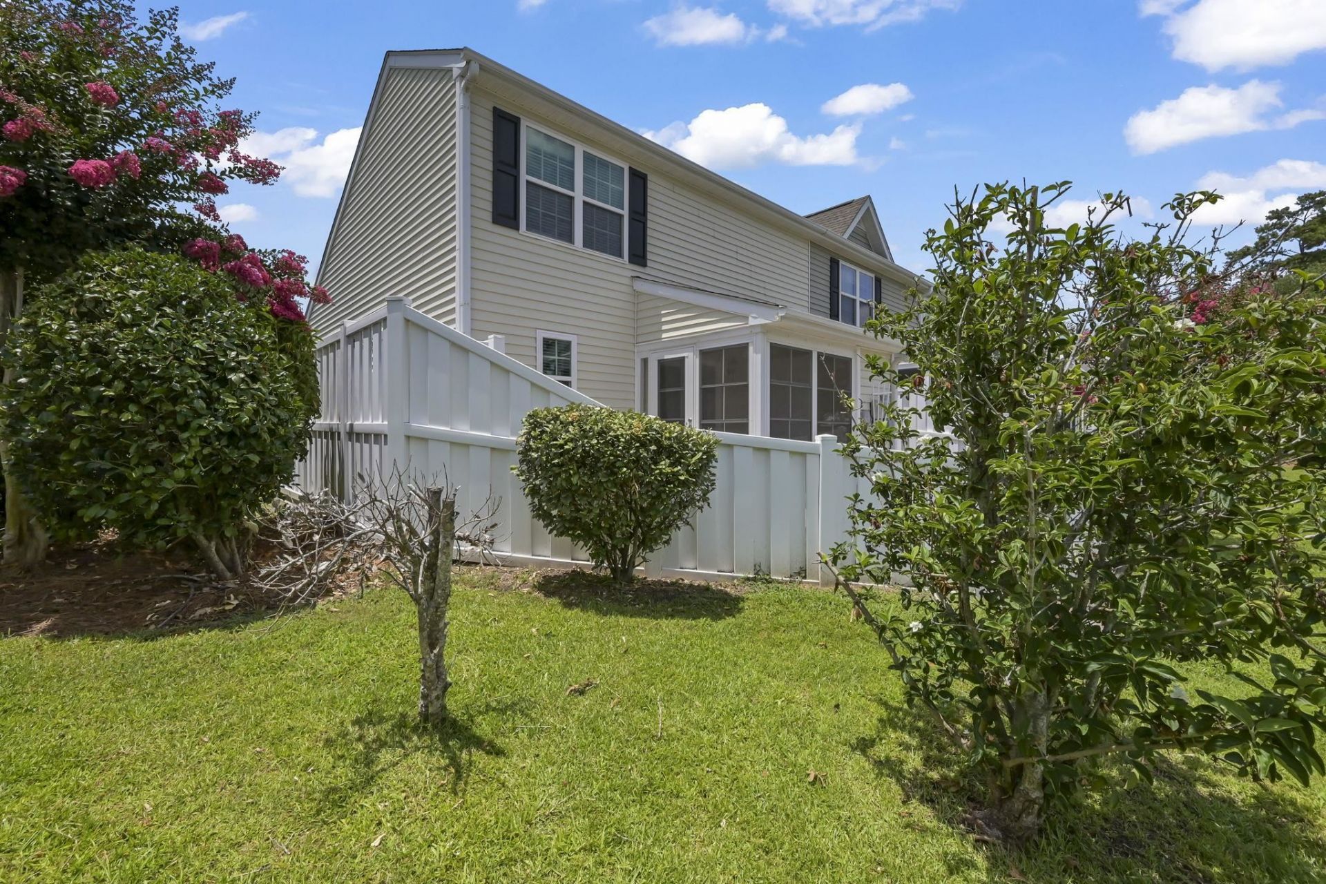 3550 Chestnut Dr. Photo 40