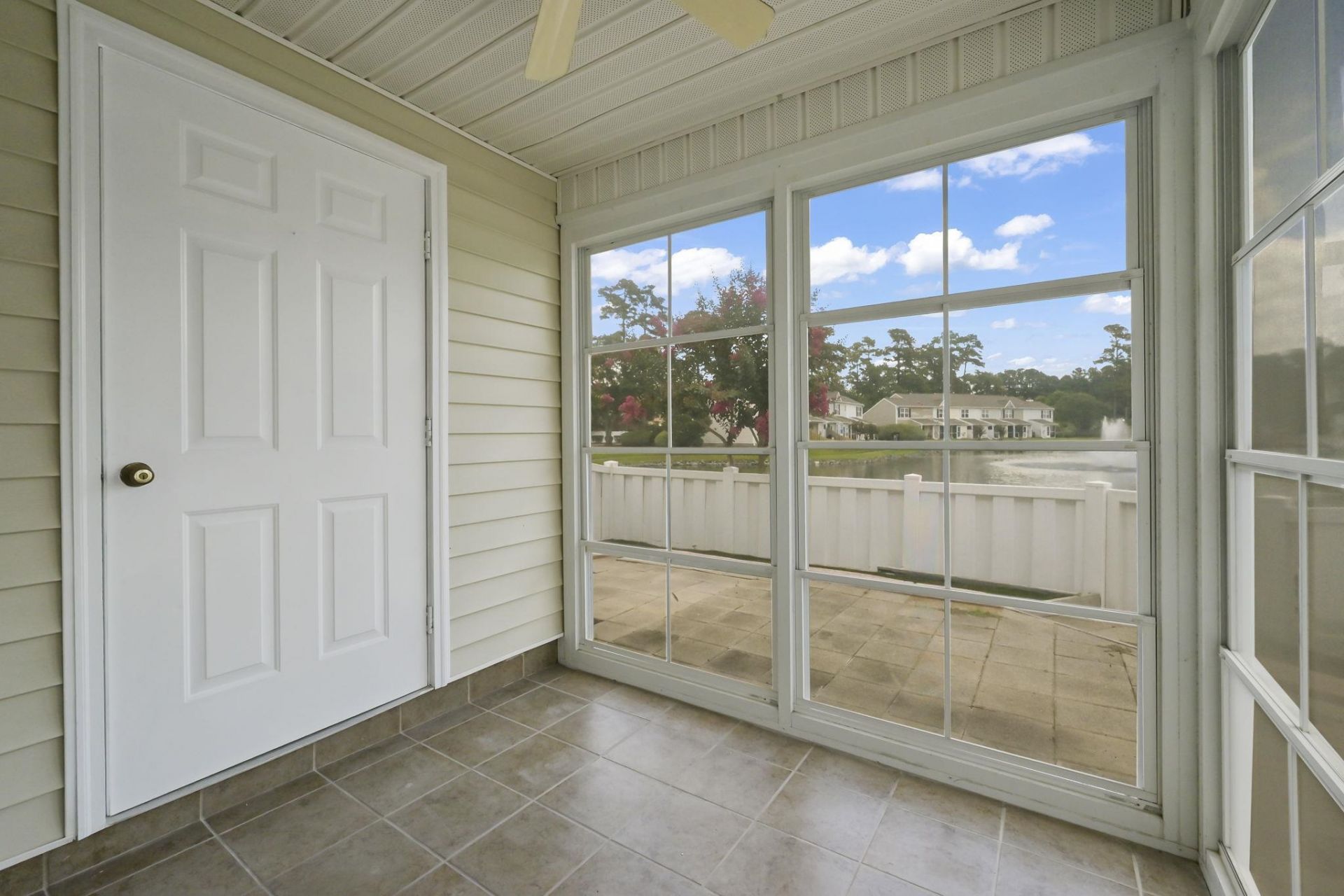 3550 Chestnut Dr. Photo 6