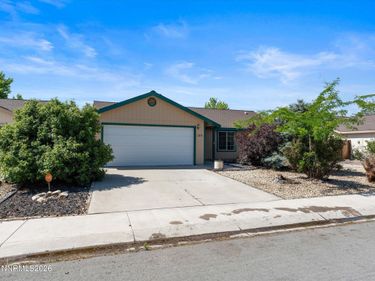 205 Jennys Lane, Fernley, NV 89408