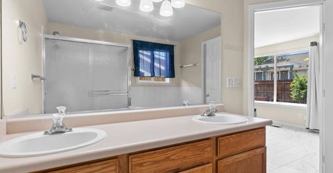 205 Jennys Lane, Fernley, NV 89408 Photo