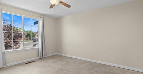 205 Jennys Lane, Fernley, NV 89408 Photo