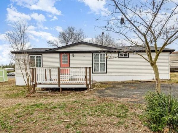 54 CLIFF CIR , STAFFORD, VA 22556