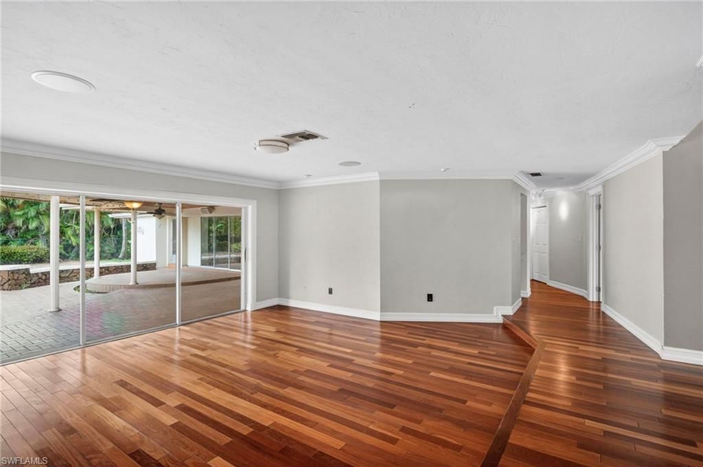 5231 Greenbriar Dr, Fort Myers, FL 33919 Photo