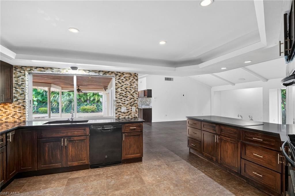 5231 Greenbriar Dr, Fort Myers, FL 33919 Photo