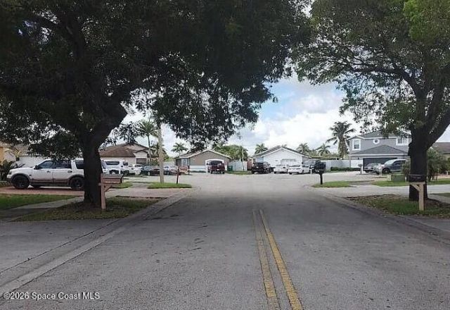 11518 SW 173rd Street , Miami, FL 33131 Photo