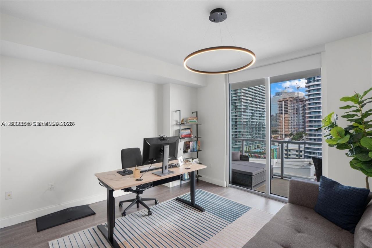 79 SW 12th St , Unit 2204-S, Miami, FL 33130 Photo