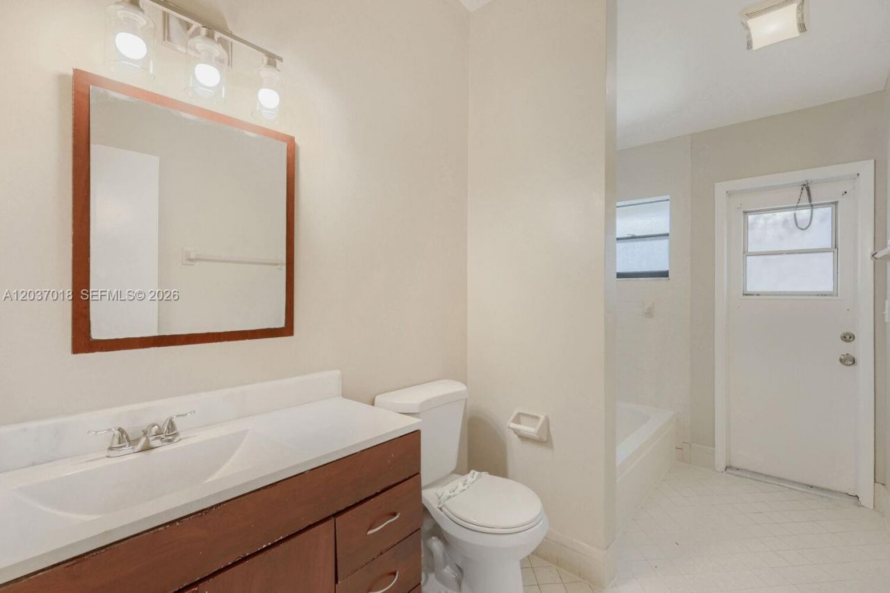 7195 NW 5th Ave, Boca Raton, FL 33487 Photo