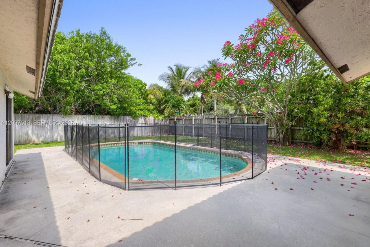 7195 NW 5th Ave, Boca Raton, FL 33487 Photo