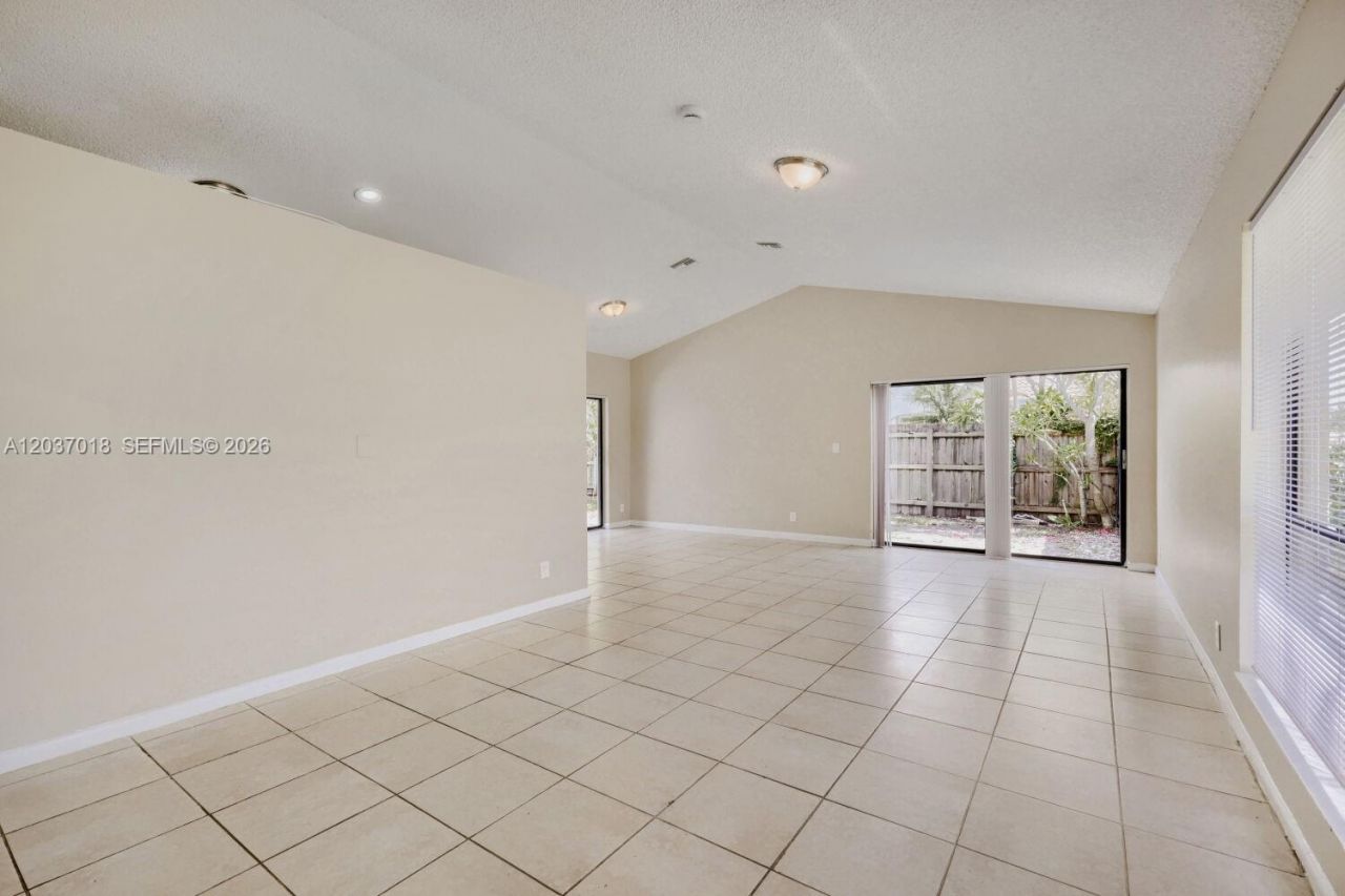 7195 NW 5th Ave, Boca Raton, FL 33487 Photo