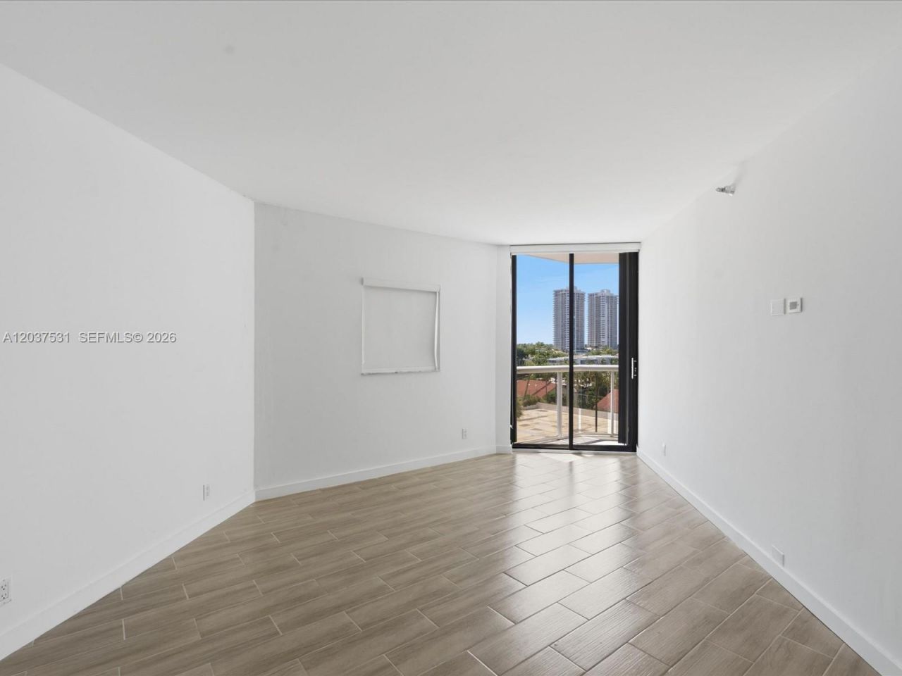 3610 Yacht Club Dr , Unit 702, Aventura, FL 33180 Photo