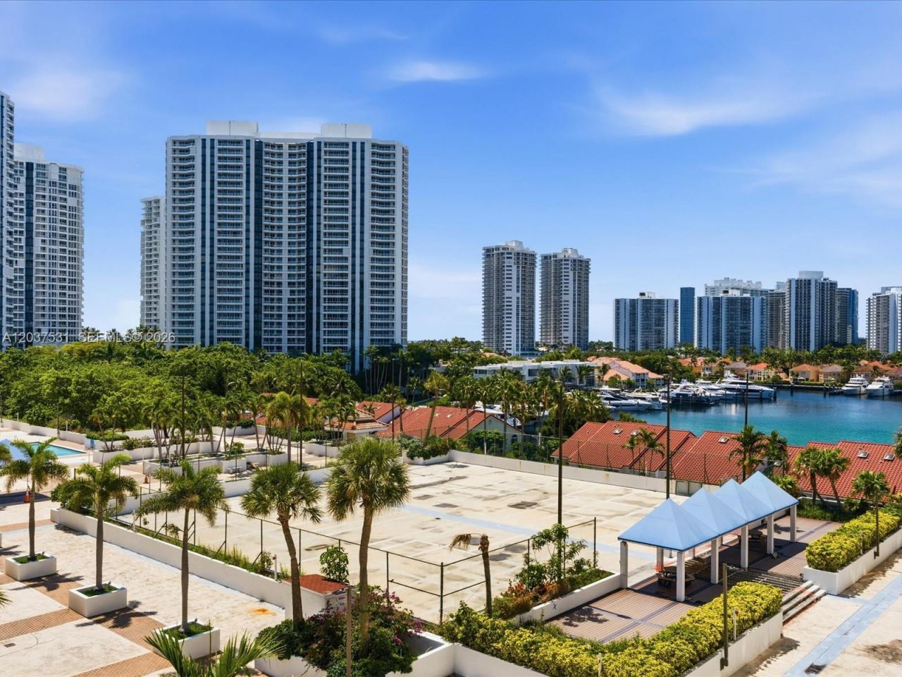 3610 Yacht Club Dr , Unit 702, Aventura, FL 33180 Photo