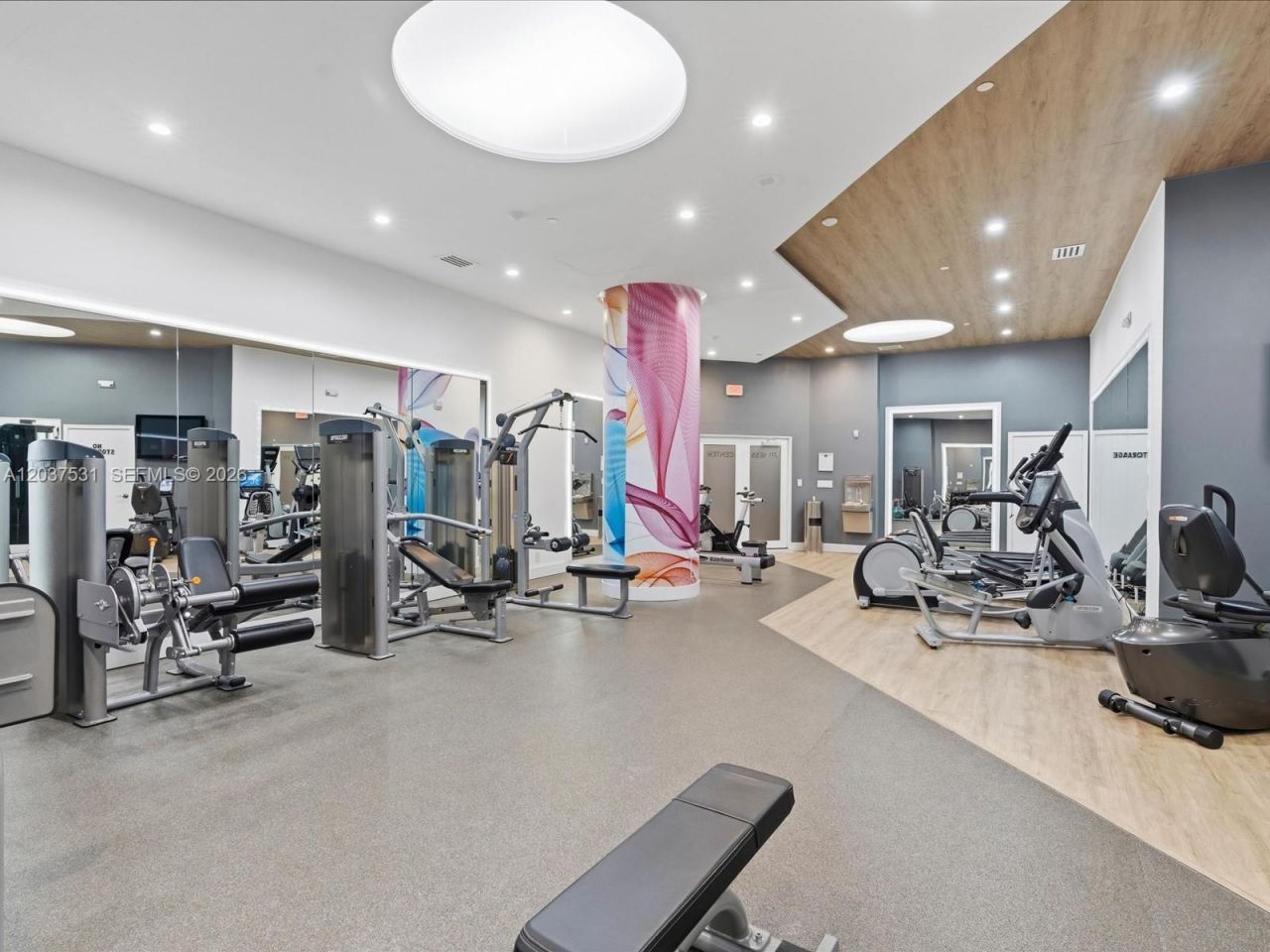 3610 Yacht Club Dr , Unit 702, Aventura, FL 33180 Photo