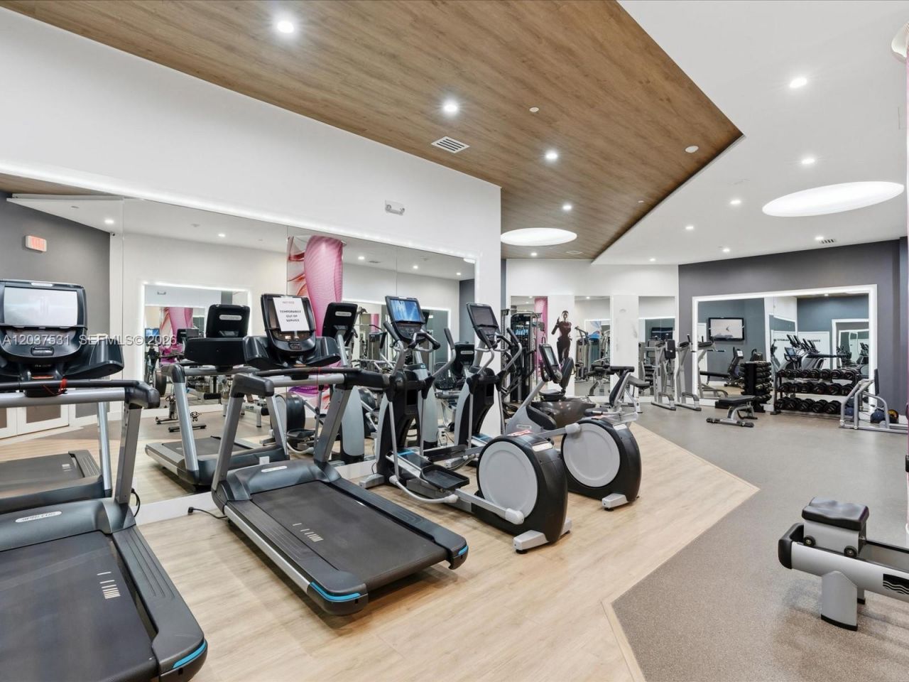 3610 Yacht Club Dr , Unit 702, Aventura, FL 33180 Photo