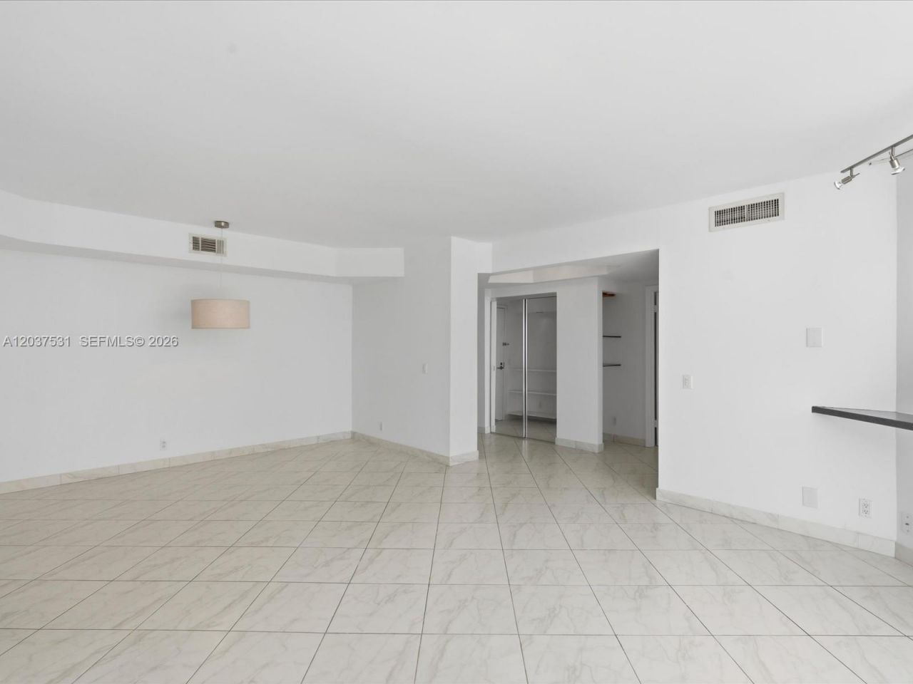 3610 Yacht Club Dr , Unit 702, Aventura, FL 33180 Photo