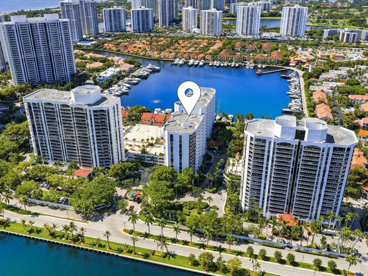 3610 Yacht Club Dr , Unit 702, Aventura, FL 33180 Photo