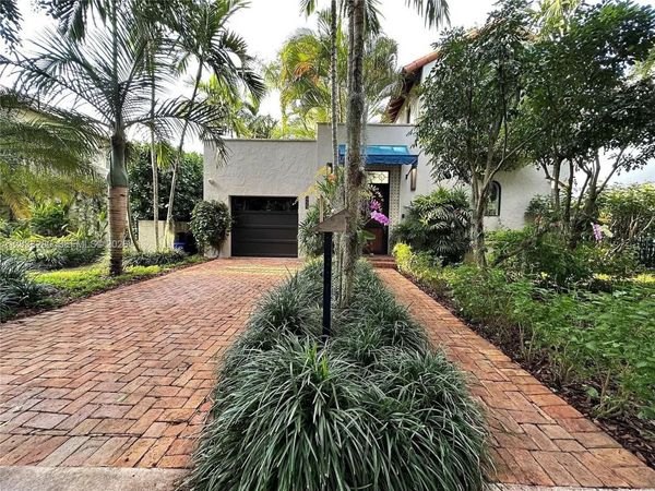 455 Amalfi Ave , Coral Gables, FL 33146