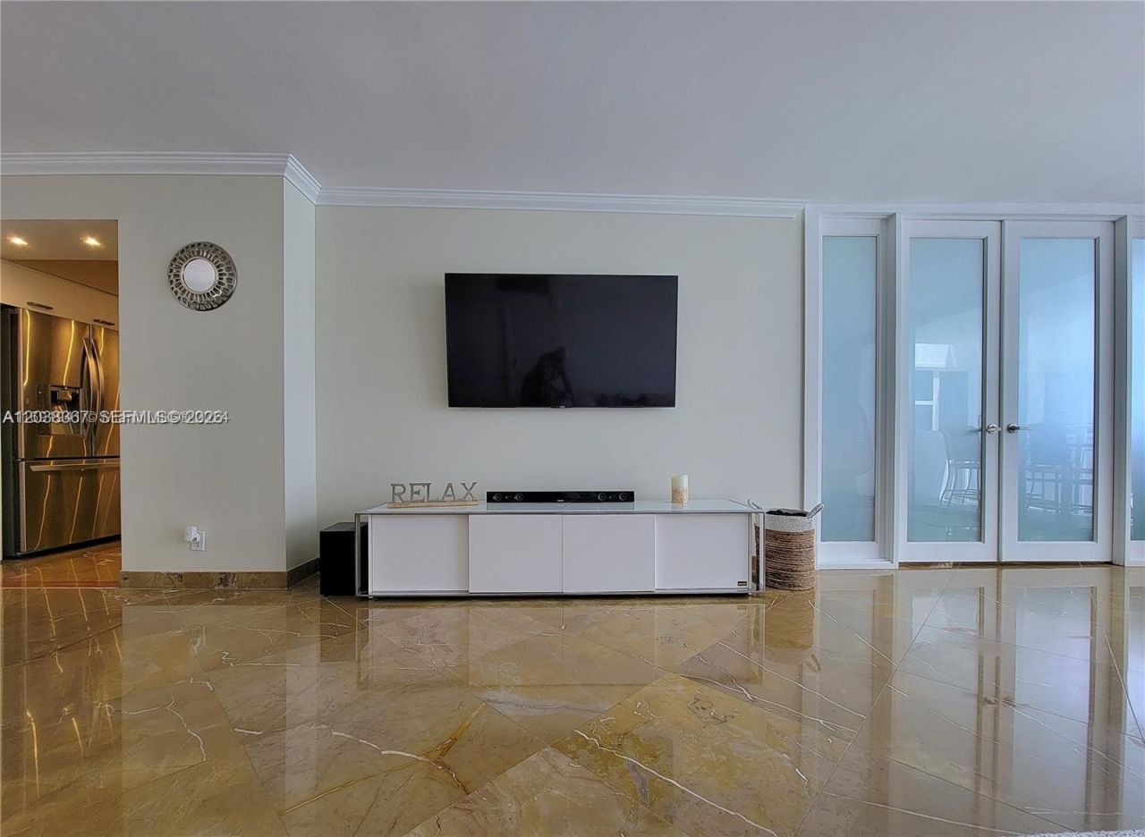 2030 S Ocean Dr, Unit 1718, Hallandale Beach, FL 33009 Photo