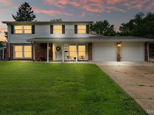 615 Creststone Drive , Florissant, MO 63033