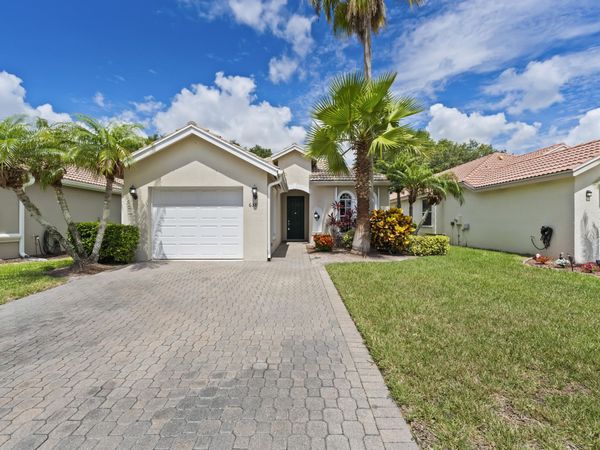 638 SW Treasure Cove, Port St. Lucie, FL 34986