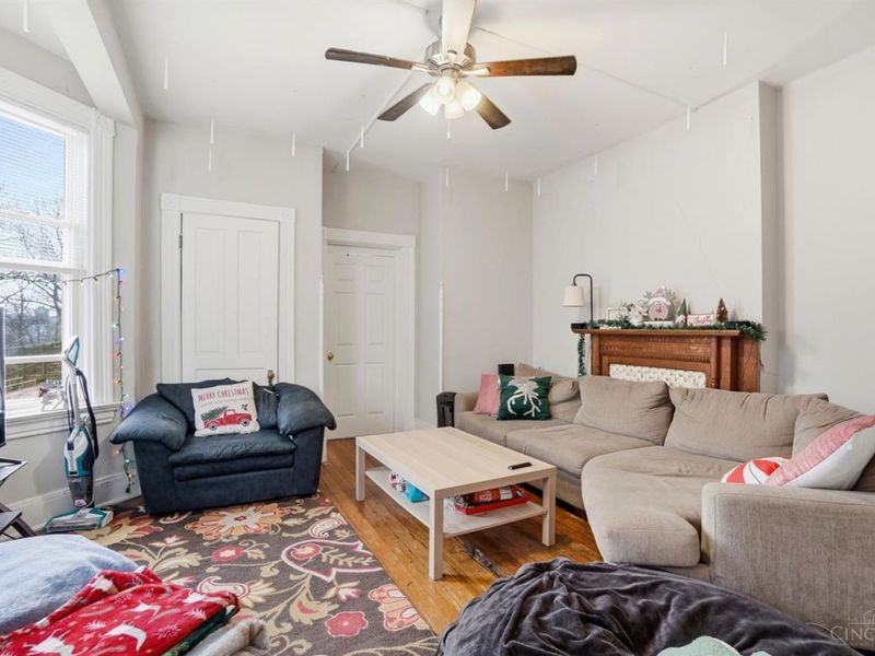 46 Graham Street, Cincinnati, OH 45219 Photo 8