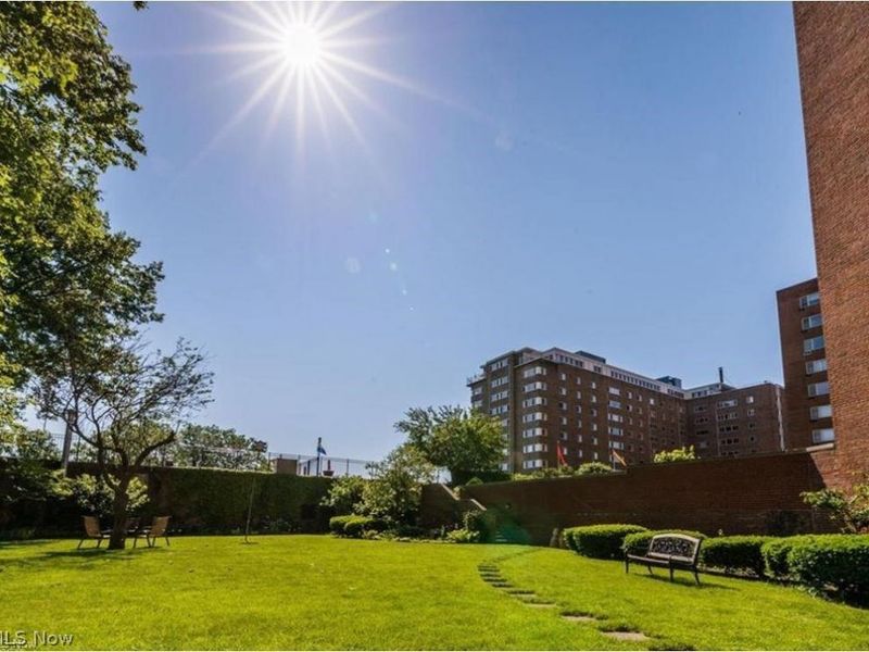 11820 Edgewater Drive, Unit 417, Lakewood, OH 44107 Photo 31