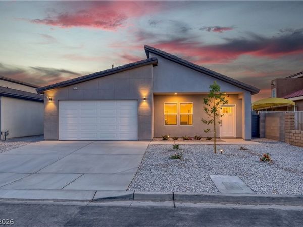4869 E Cincinnati Avenue , Las Vegas, NV 89104