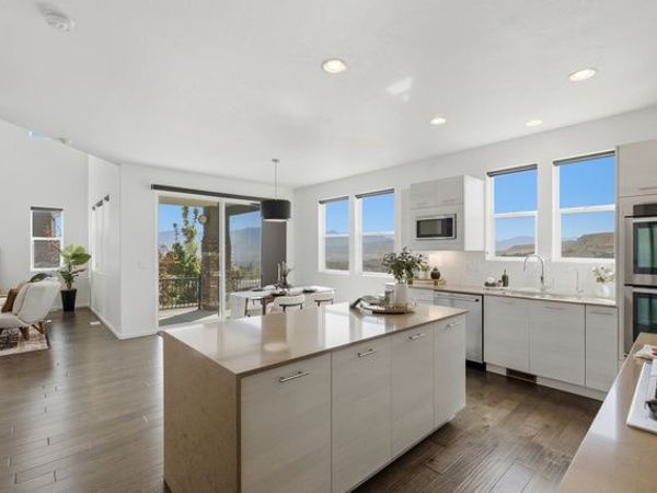 5039 AMBERMONT DR W, Herriman, UT 84096