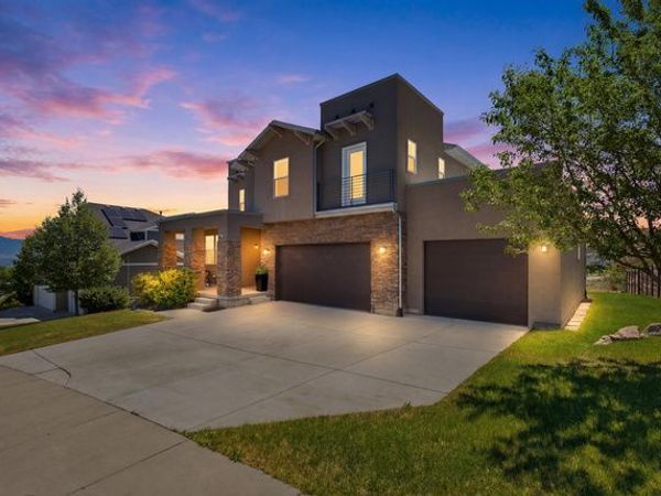 5039 AMBERMONT DR W, Herriman, UT 84096