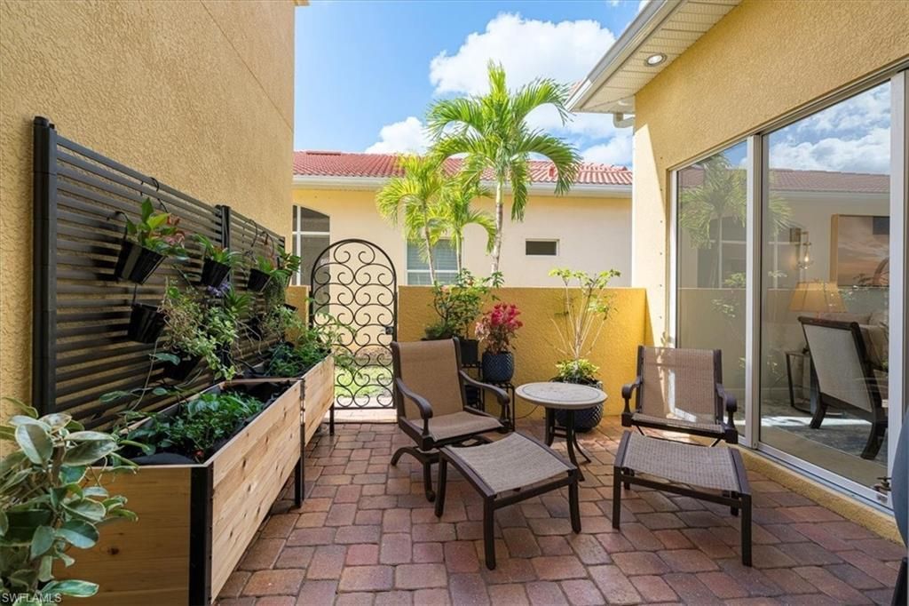 7703 Martino Cir, Naples, FL 34112 Photo