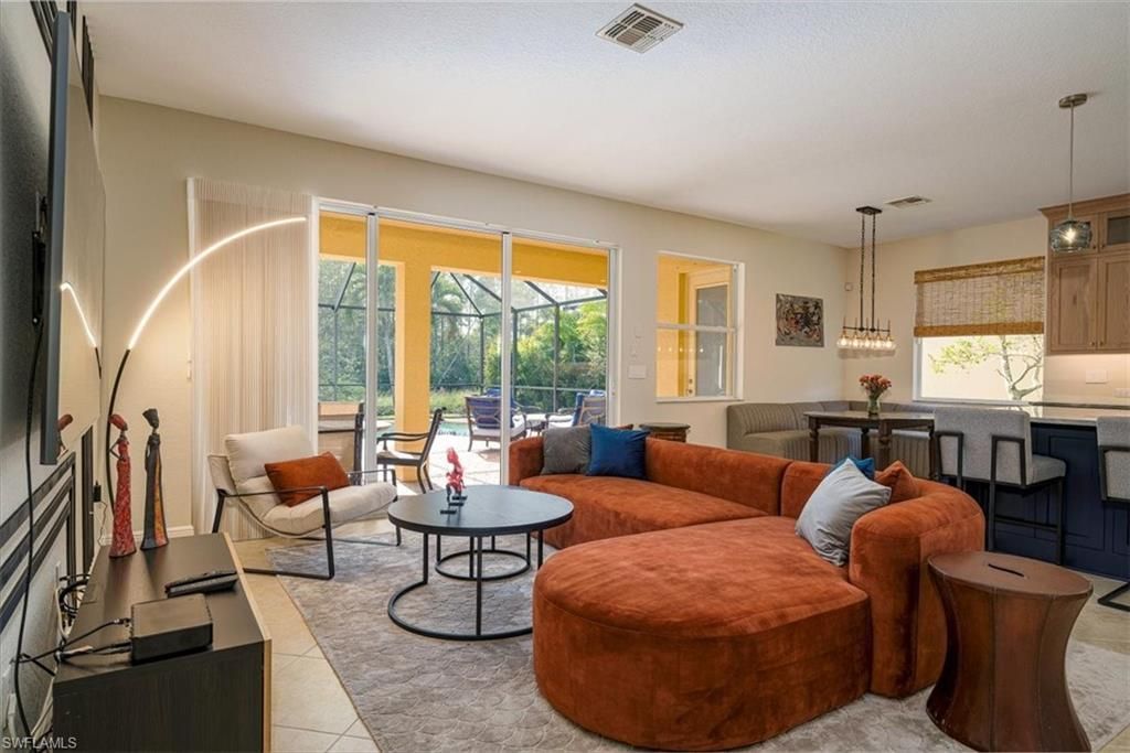 7703 Martino Cir, Naples, FL 34112 Photo
