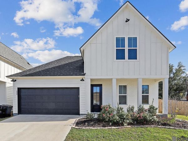 802 Marlstone Dr, Baton Rouge, LA 70809