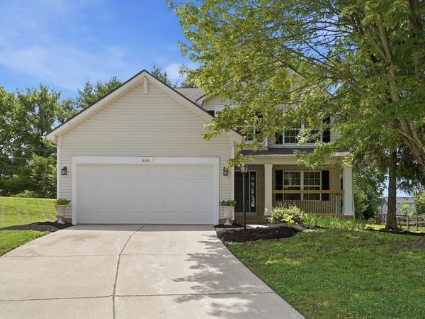 909 Surfridge Drive, Hebron, KY 41048