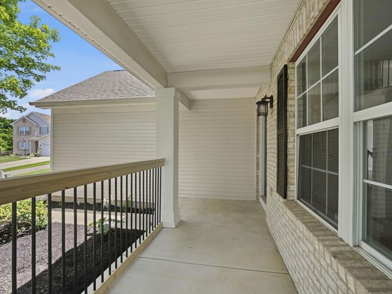 909 Surfridge Drive, Hebron, KY 41048 Photo 3