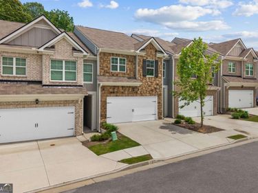 3341 Greyton Drive, Buford, GA 30519