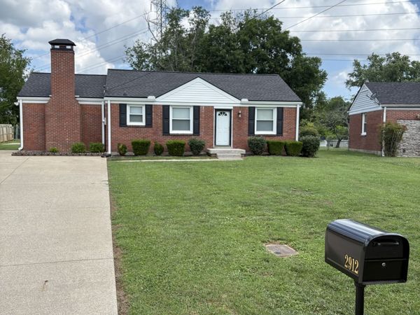 2912 Leatherwood Dr, Nashville, TN 37214
