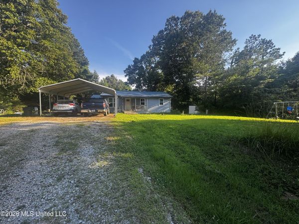 289 Saint Paul Road, Byhalia, MS 38611