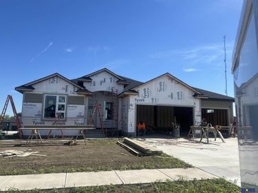 8720 Honeybee Lane, Lincoln, NE 68526