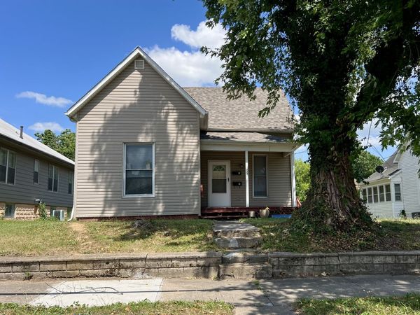 224 s 20th Street , Murphysboro, IL 62966