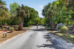 1049 Main Sail Court photo 4
