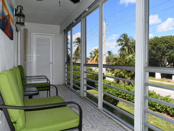 2721 N Garden Dr Drive N, Unit 202, Lake Worth, FL 33461
