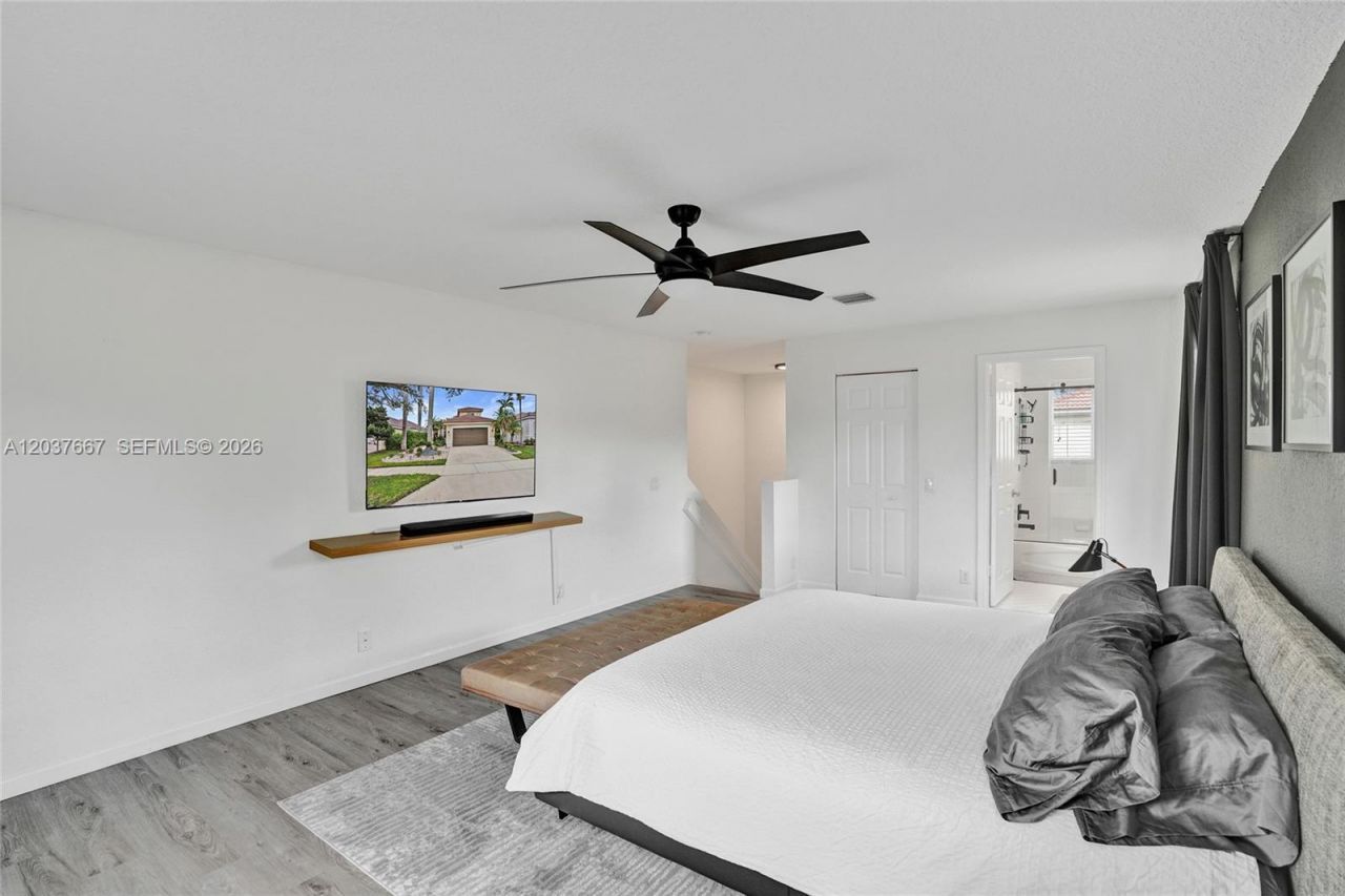1725 Winterberry Ln, Weston, FL 33327 Photo